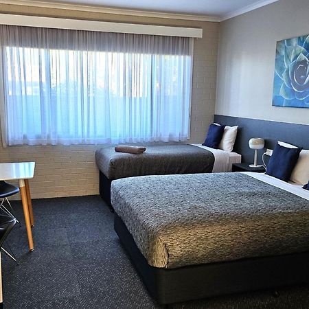 Central Deborah Motel ベンディゴ エクステリア 写真